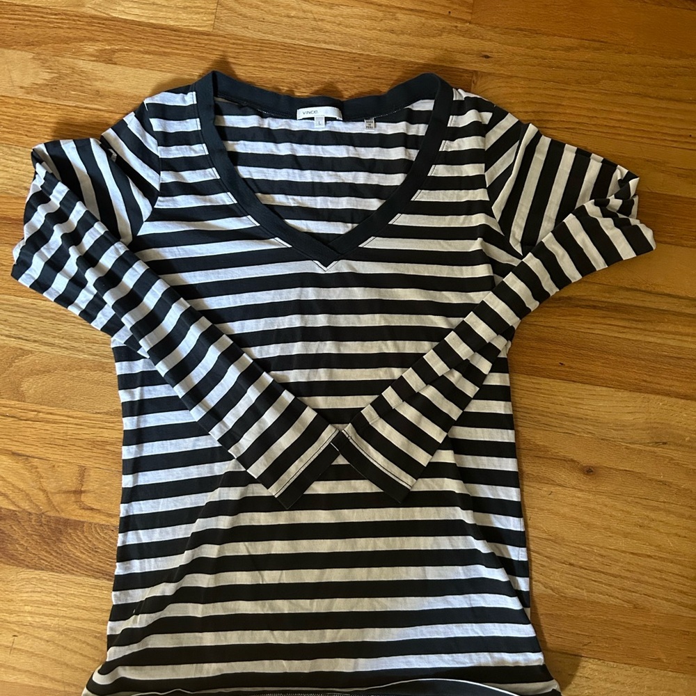Vince navy and White Striped V-Neck T-shirt